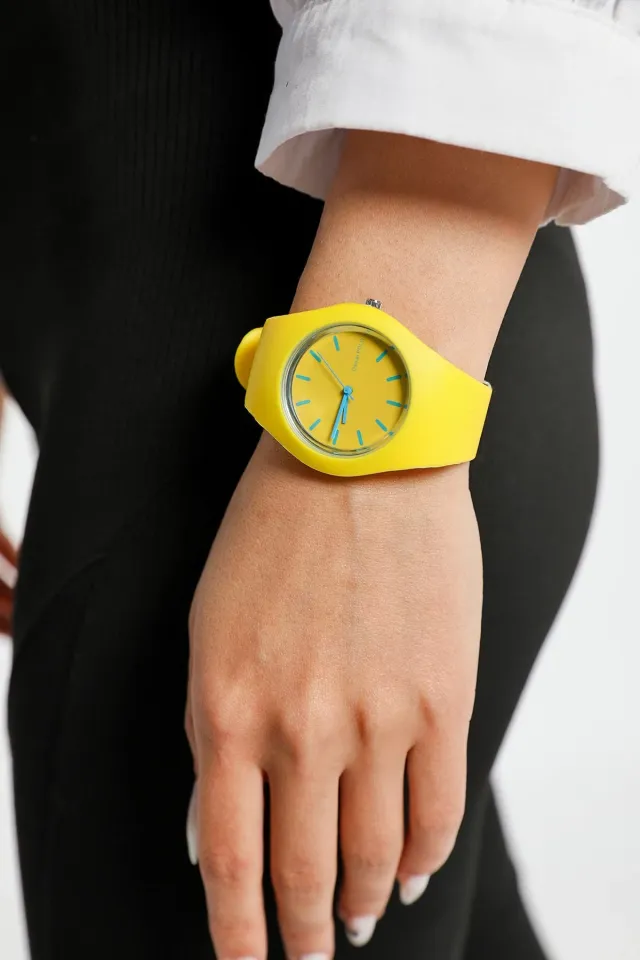 Kadın Silikon Kordonlu Casual Kol Saati Sarı