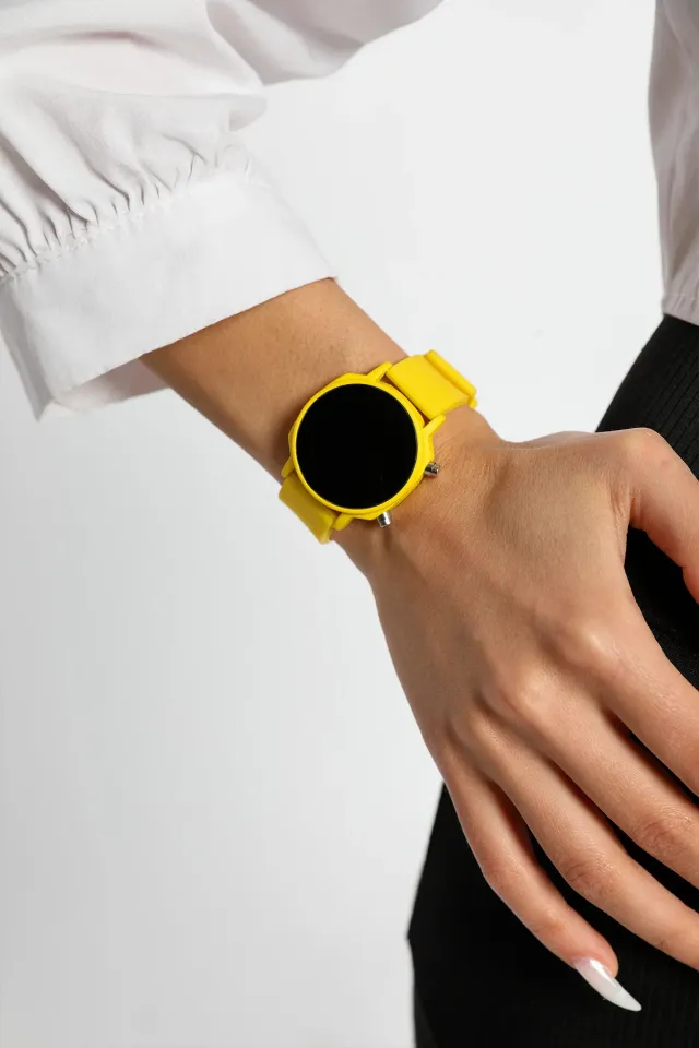 Kadın Silikon Kordonlu Dijital Kol Saati Sarı