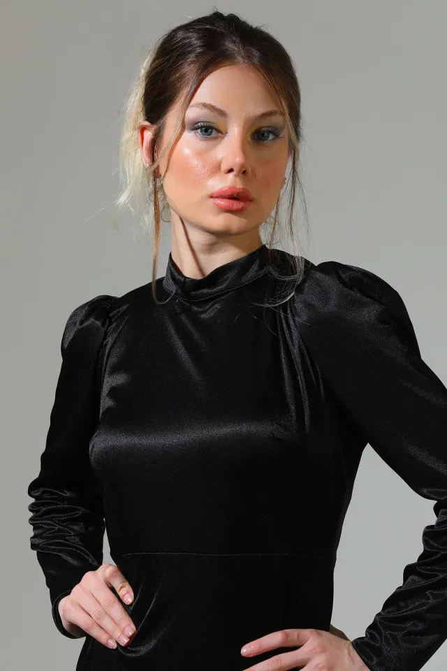 Kadın Sırt Dekolteli Alt Volanlı Uzun Kol Abiye Elbise Siyah