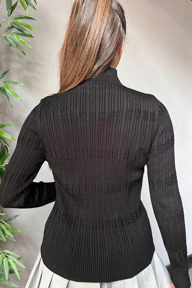Kadın Yarım Balıkçı Desenli Likralı Triko Bluz Siyah