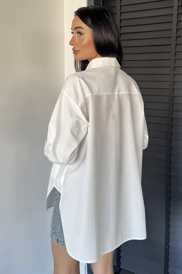 Kadın Zamansız Stil Oversize Gömlek