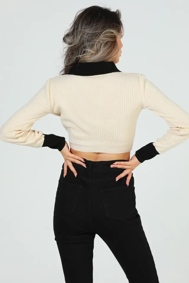 Kadın Düğme Detaylı Crop Triko Bluz Taş