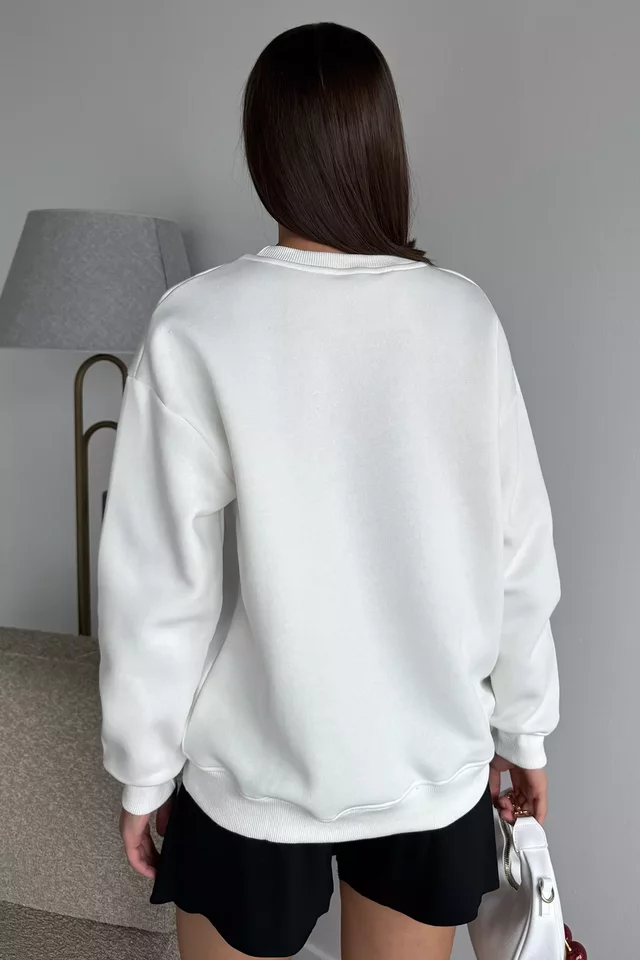 Kalp Nakışlı Üç İplik Şardonlu Kadın Sweatshirt