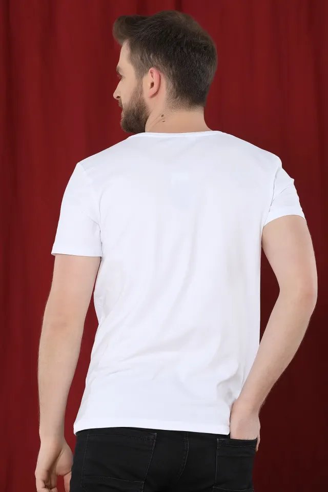 Kesik Yaka Cepli Erkek T-shirt Beyaz