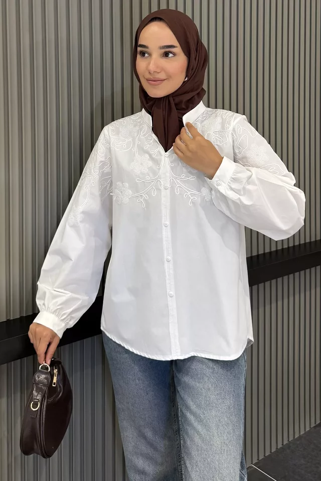 Nakış İşlemeli Tesettür Gömlek - 2