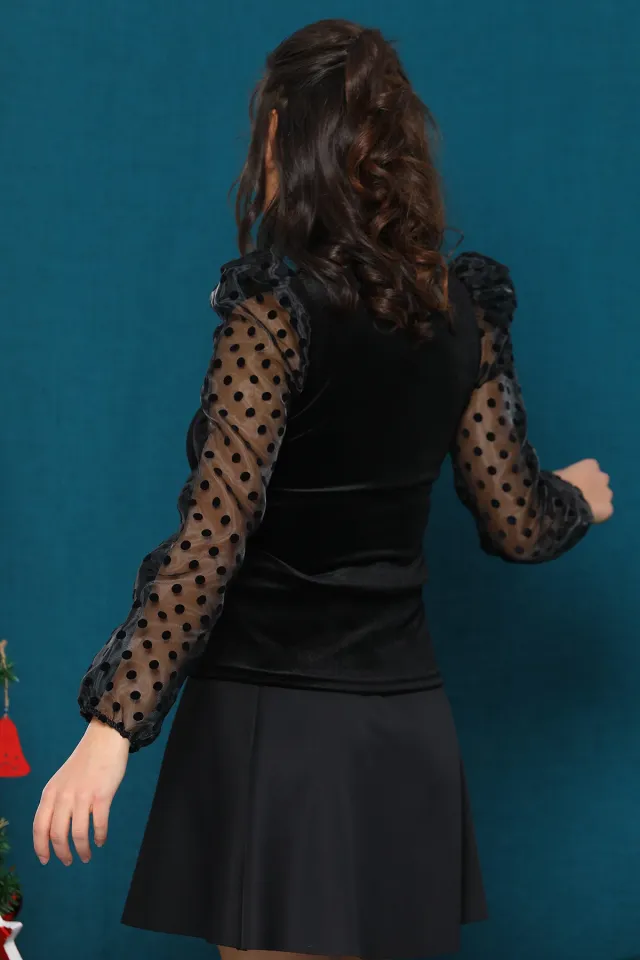 Kadın Lıkralı V Yaka Tül Detaylı Kadife Bluz Siyah