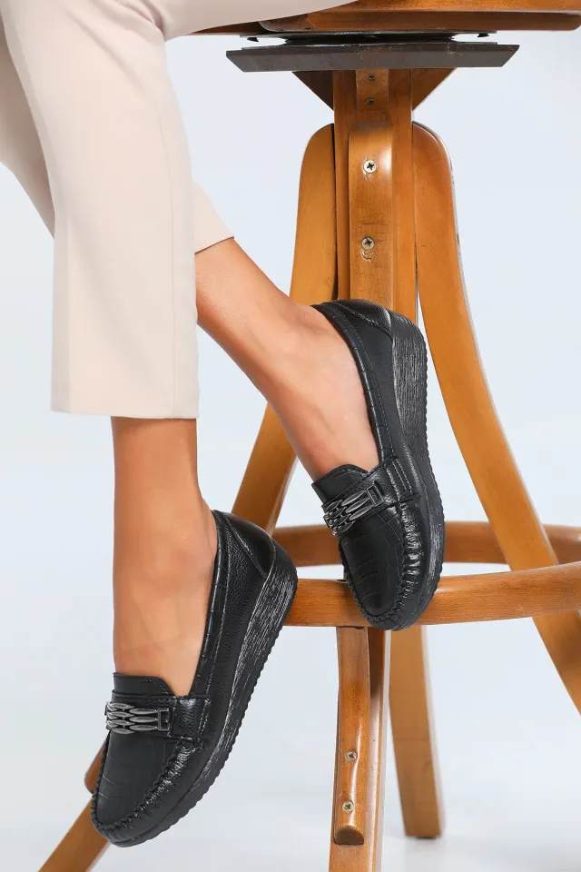 Tokalı Dolgu Topuk Kadın Ayakkabı Siyah