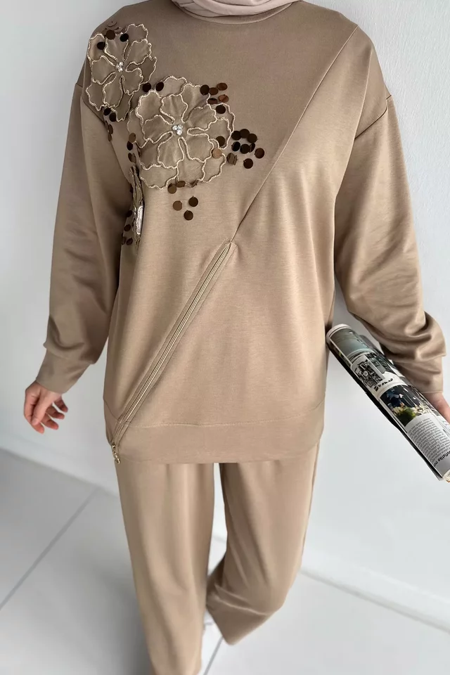 Tesettür Aplike Nakışlı Sweat Pantolon İkili Takım