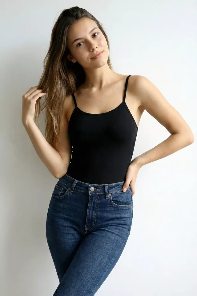 Siyah