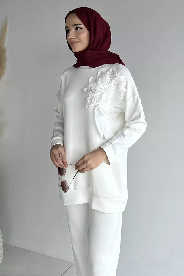 Yaka Çiçek Detaylı Tunik Pantolon Tesettür İkili Takım