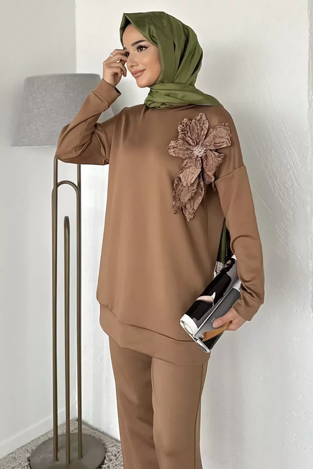 Yaka Çiçek Detaylı Tunik Pantolon Tesettür İkili Takım - 2
