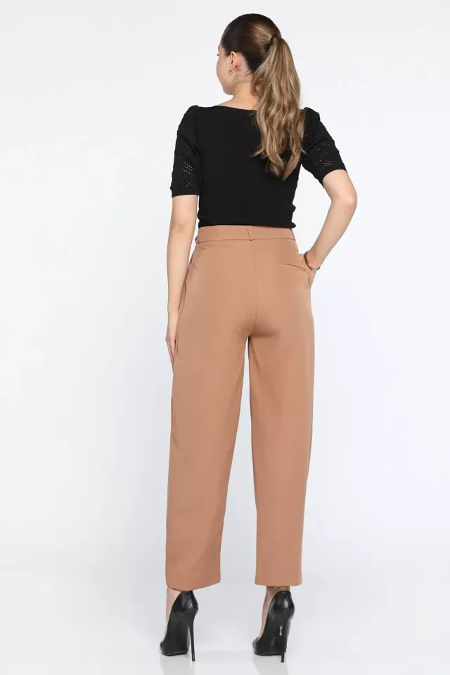 Yüksek Bel Pileli Kadın Bol Kesim Kumaş Pantolon Camel