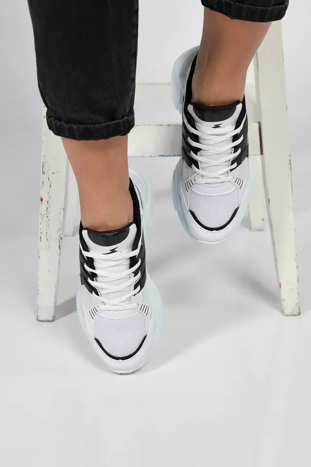 Yüksek Taban Bağcıklı Günlük Kadın Spor Ayakkabı Beyazsiyah